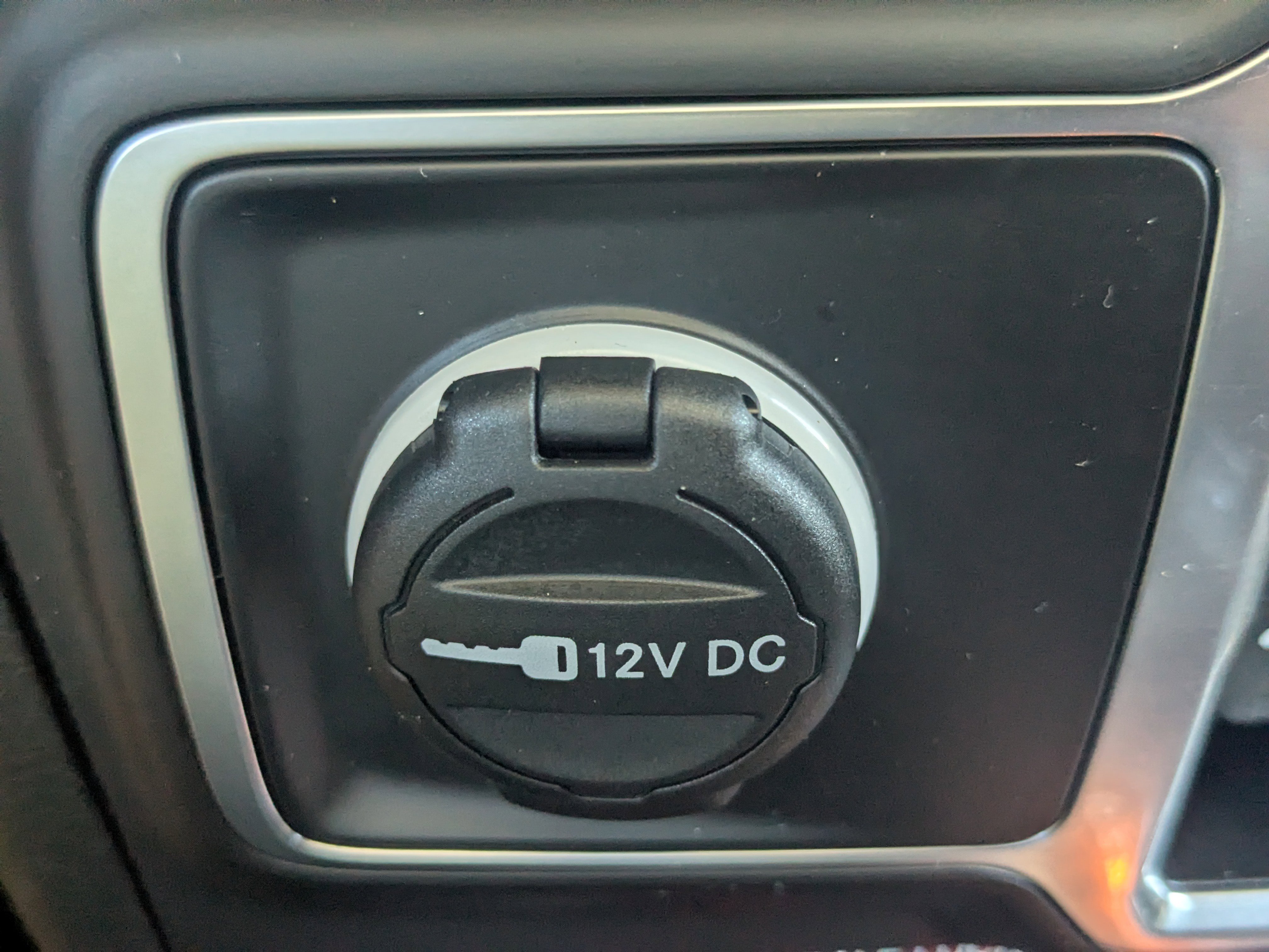 Used 2022 Jeep Gladiator Mojave w/ Cold Weather Group image 28