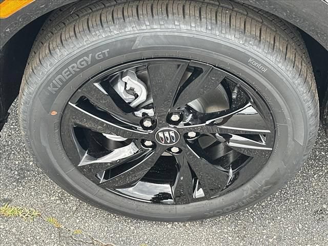 New 2026 Buick Encore GX Sport Touring w/ Advanced Technology Package FWD image 17