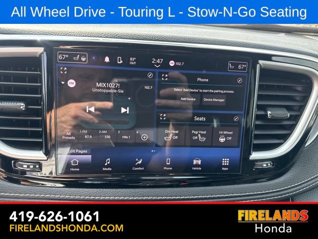 Used 2023 Chrysler Pacifica Touring-L w/ S Appearance Package AWD/4WD image 21