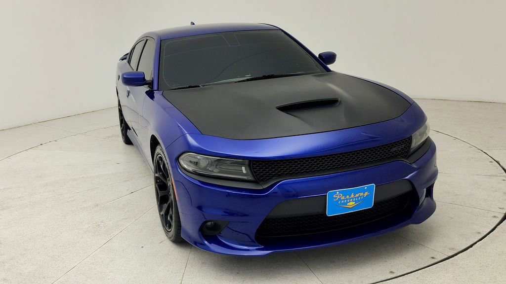 Used 2022 Dodge Charger R/T w/ Plus Group RWD image 2