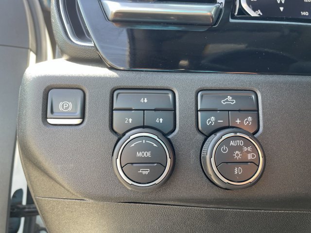 Used 2025 Chevrolet Silverado 2500 LT w/ Convenience Package AWD/4WD image 18