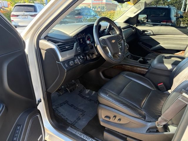 Used 2017 Chevrolet Suburban LT AWD/4WD image 13