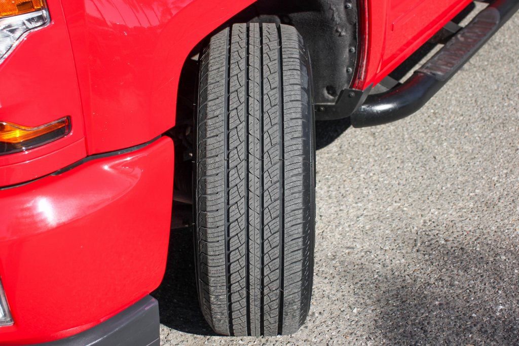 Used 2018 Chevrolet Silverado 1500 LT w/ Texas Edition image 42