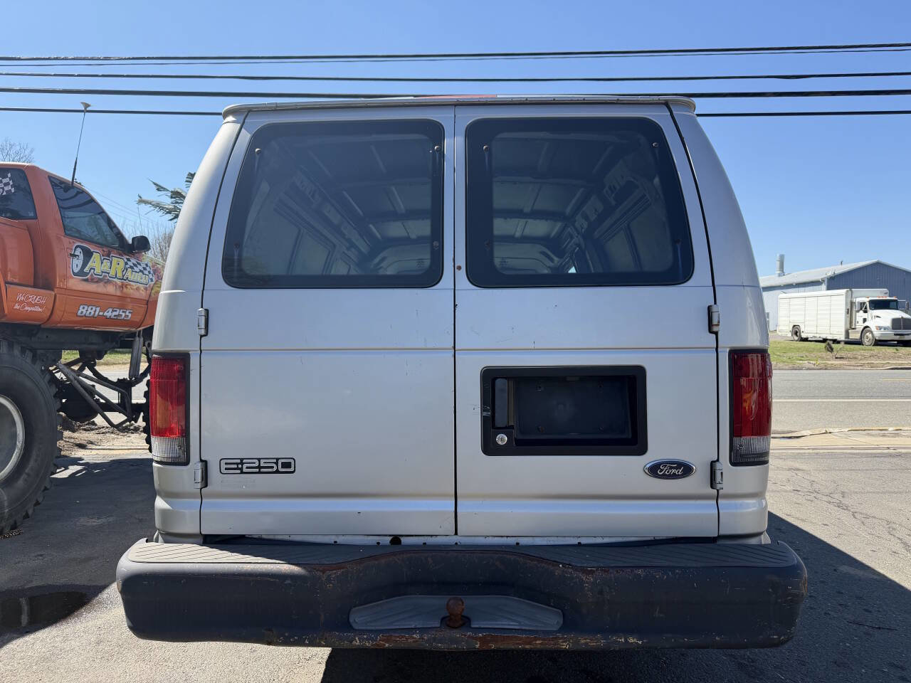 Used 2003 Ford E-250 and Econoline 250 Extended image 7