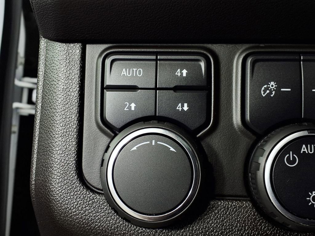 Used 2021 Chevrolet Tahoe LT w/ LT Signature Package image 15