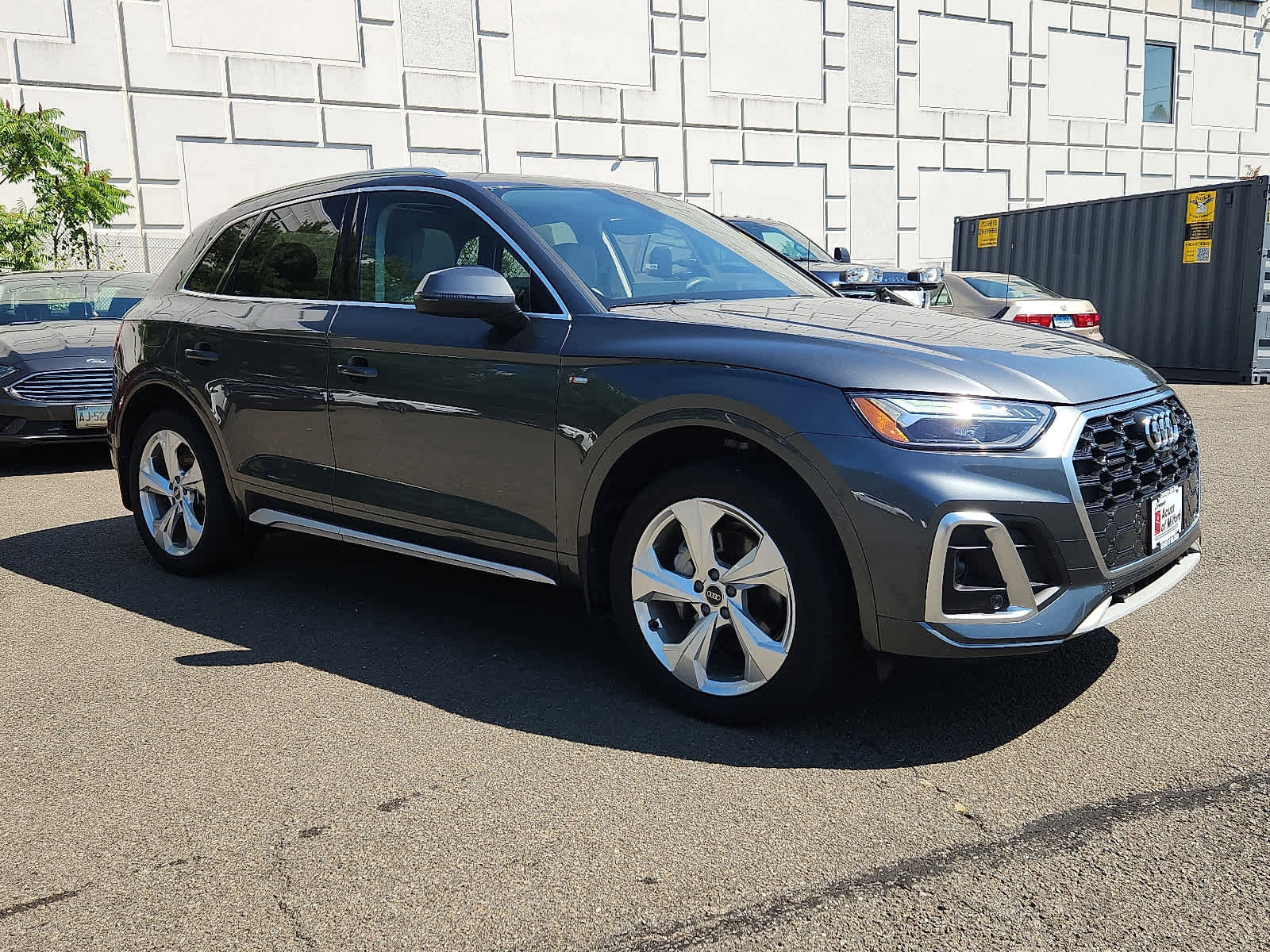 Used 2023 Audi Q5 2.0T Premium Plus w/ Premium Plus Package image 4