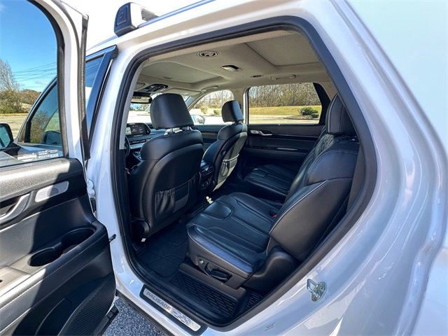 Used 2021 Hyundai Palisade Limited image 18