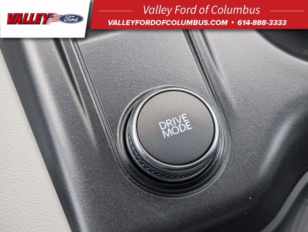 New 2025 Ford Explorer Active w/ Active Comfort Package AWD/4WD image 38