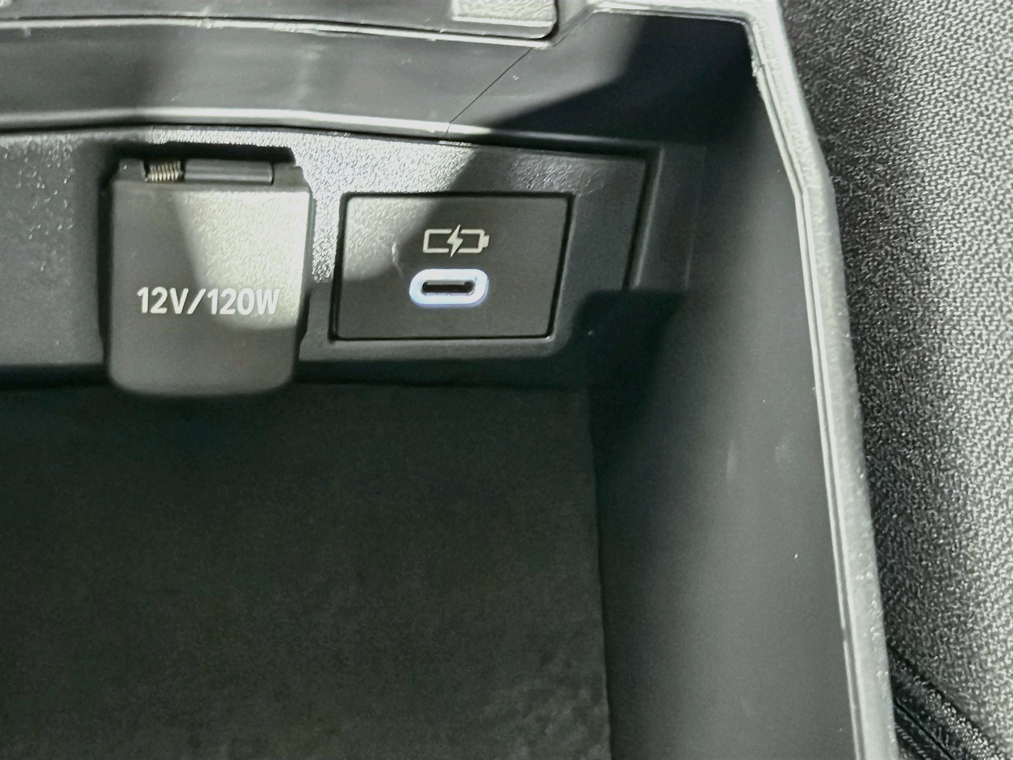 Used 2026 Toyota Corolla LE FWD image 26