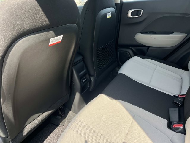 New 2026 Hyundai Venue SEL FWD image 18