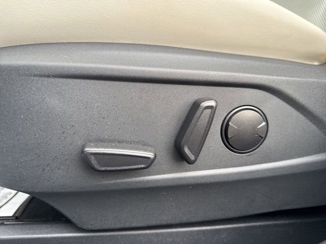 Used 2022 Ford Mustang Mach-E Premium AWD/4WD image 16