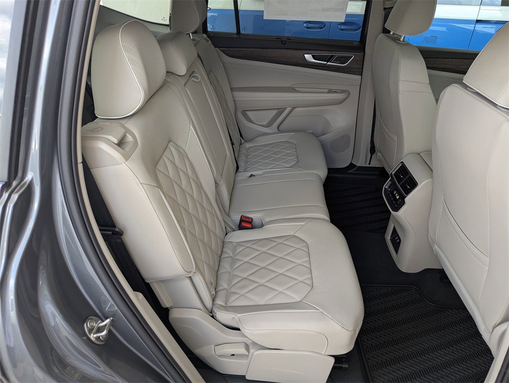 New 2025 Volkswagen Atlas SEL Premium R-Line image 36