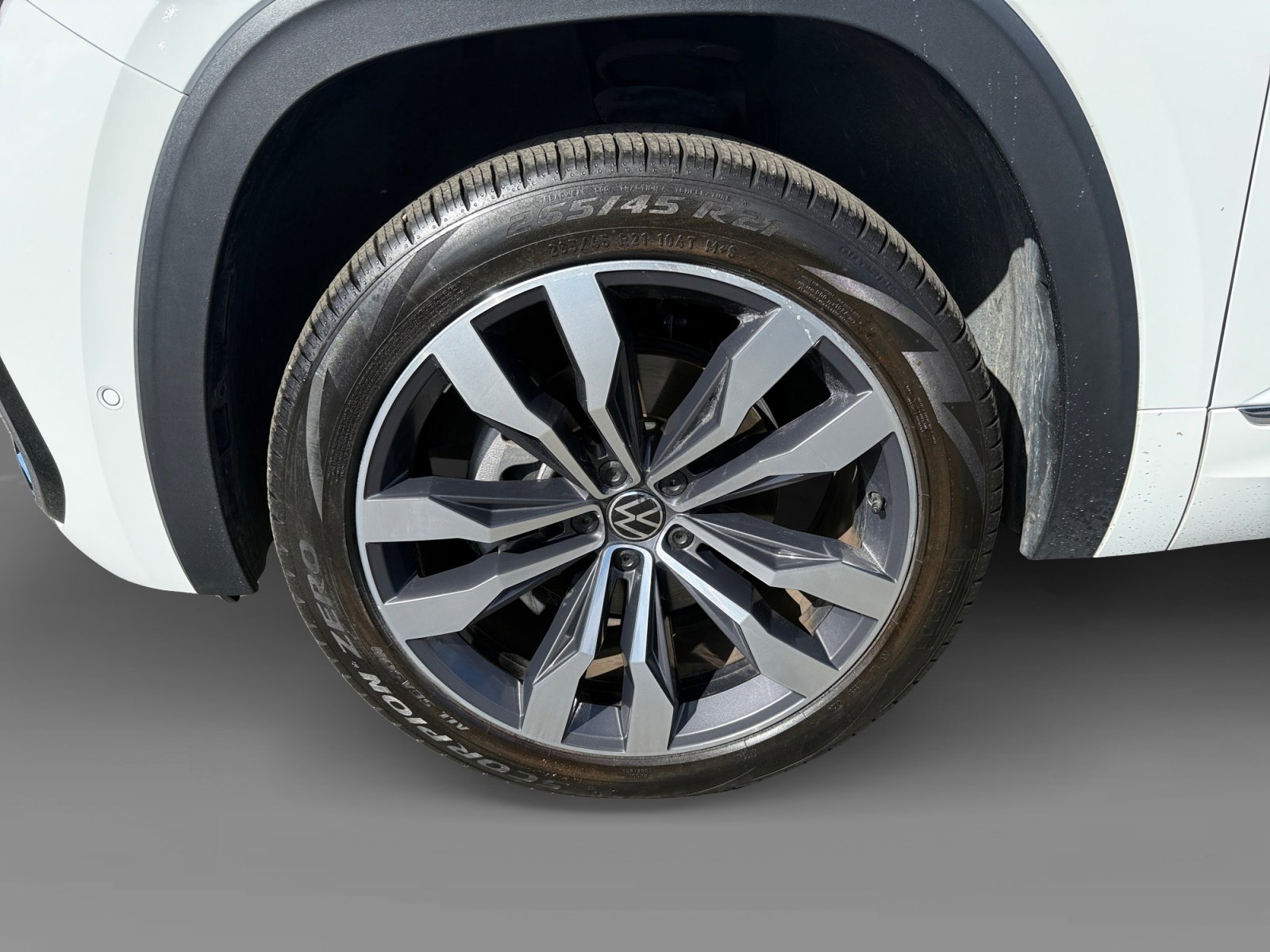 Certified 2021 Volkswagen Atlas SEL Premium image 9