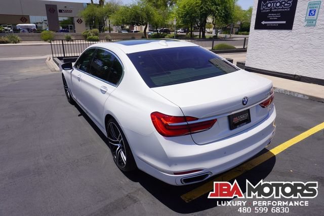 Used 2018 BMW 750i RWD image 16