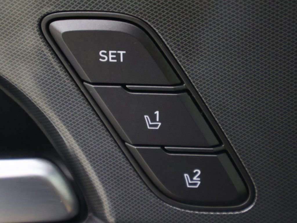 Used 2023 Hyundai Santa Fe Calligraphy AWD/4WD image 42