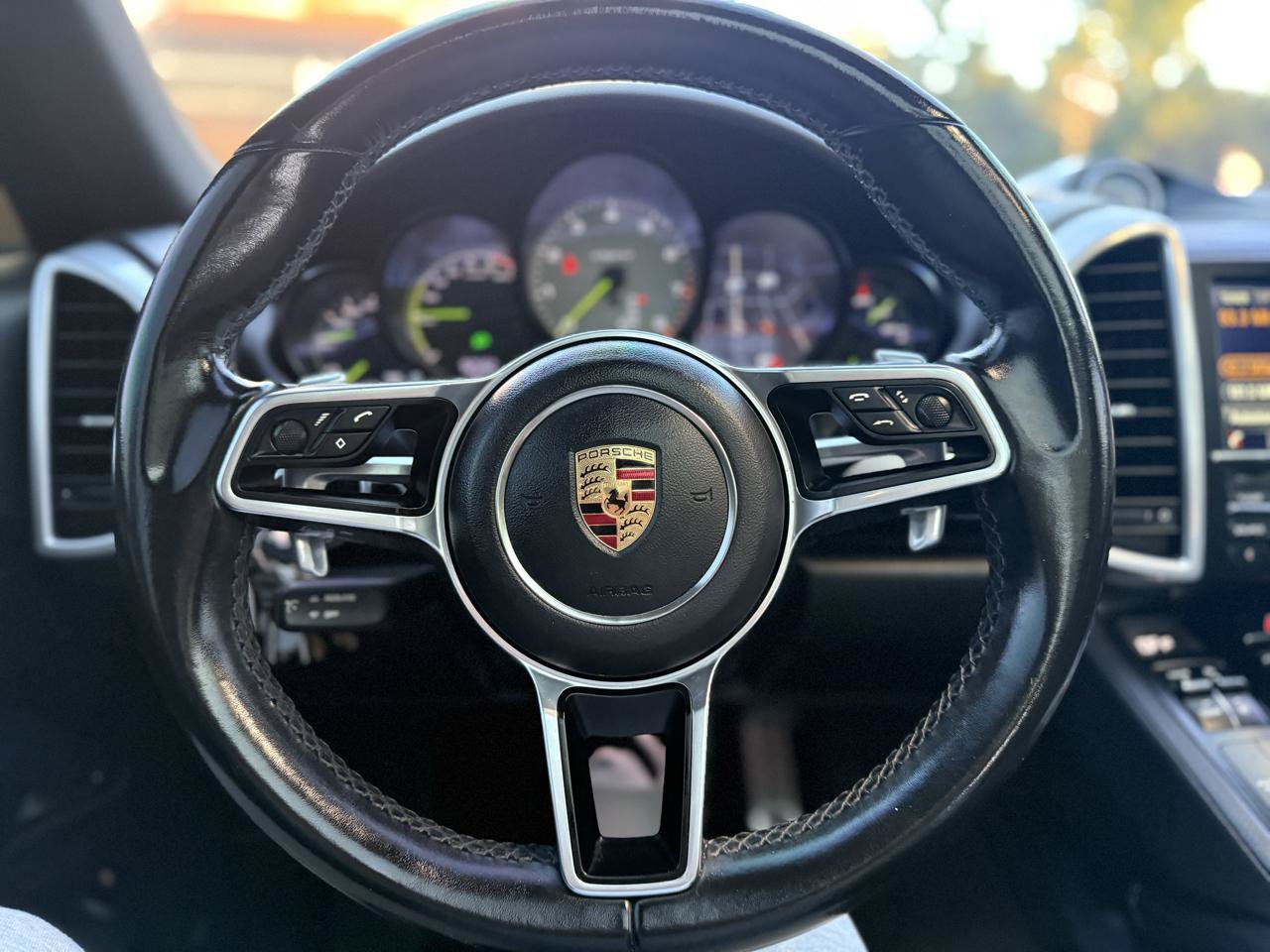 Used 2016 Porsche Cayenne S AWD/4WD image 46