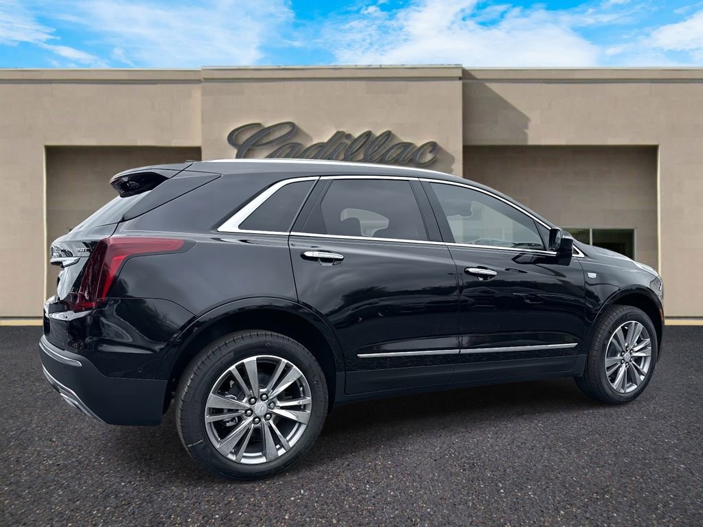 New 2026 Cadillac XT5 Premium Luxury w/ Driver Assist Package image 3