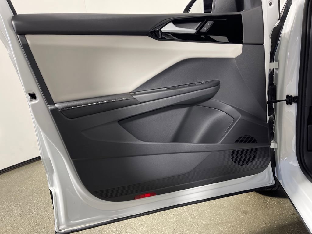 Used 2025 Volkswagen Taos S image 19