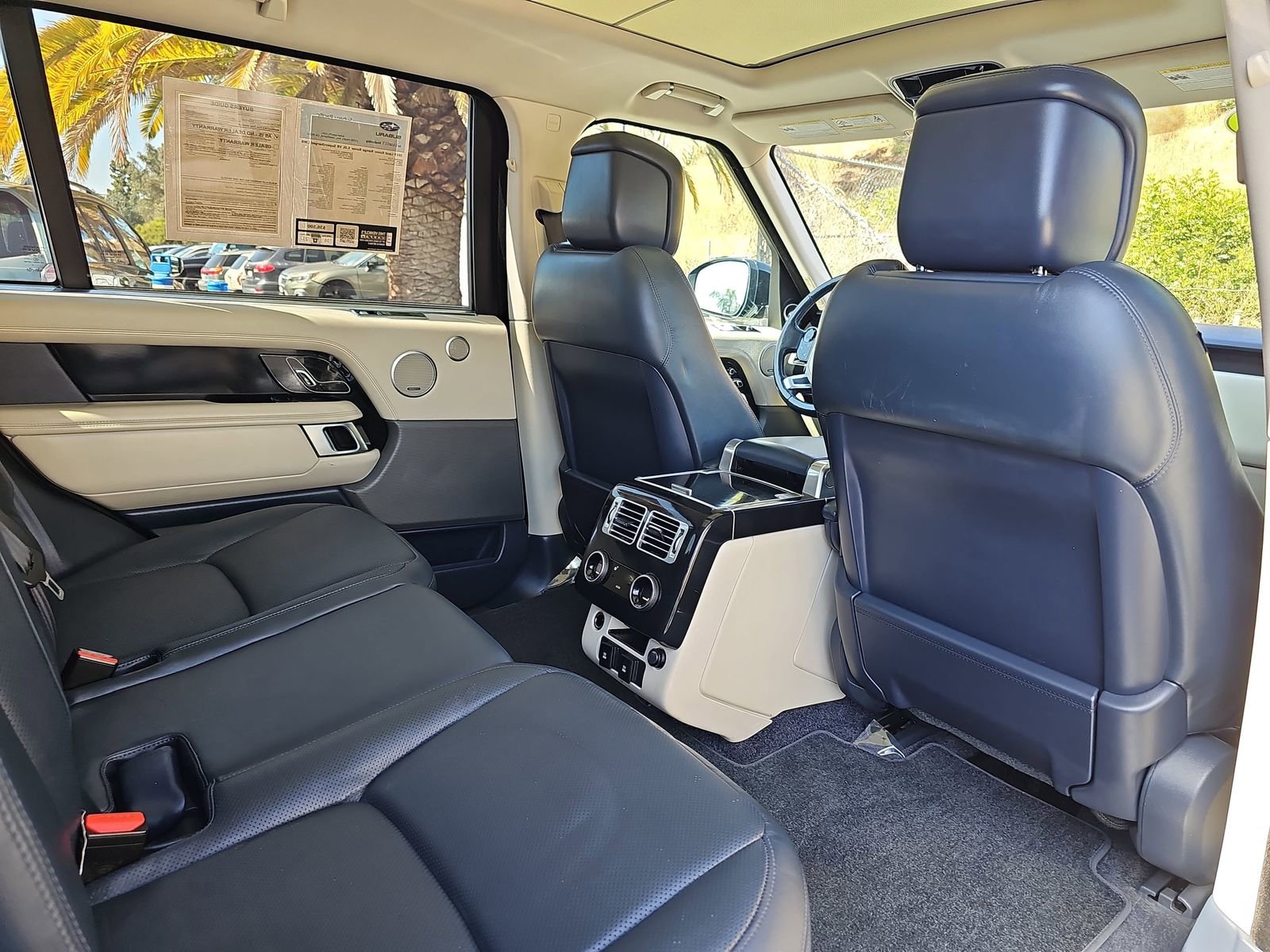 Used 2019 Land Rover Range Rover Long Wheelbase Supercharged AWD/4WD image 11