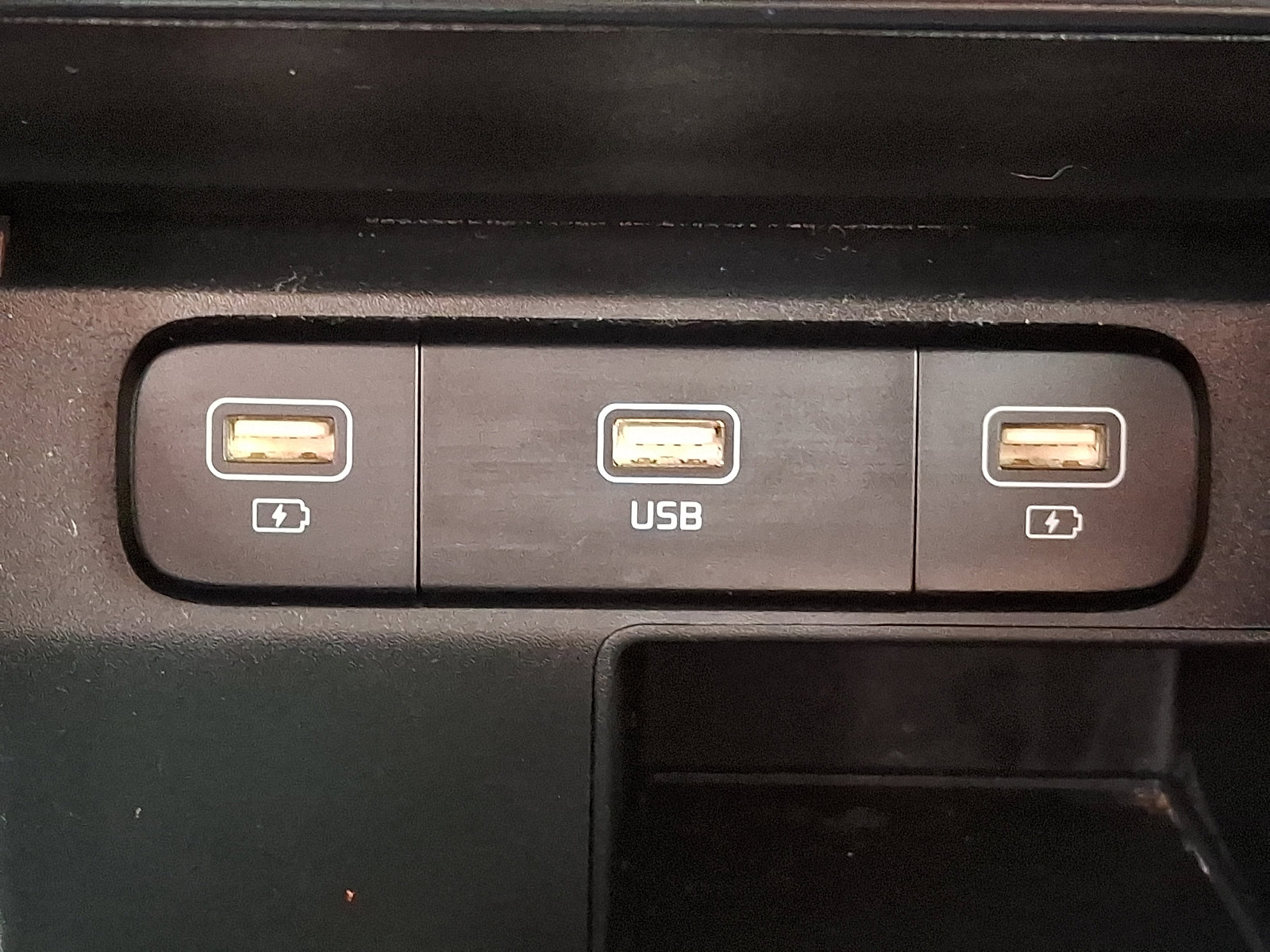 Used 2021 Kia Sorento LX image 25