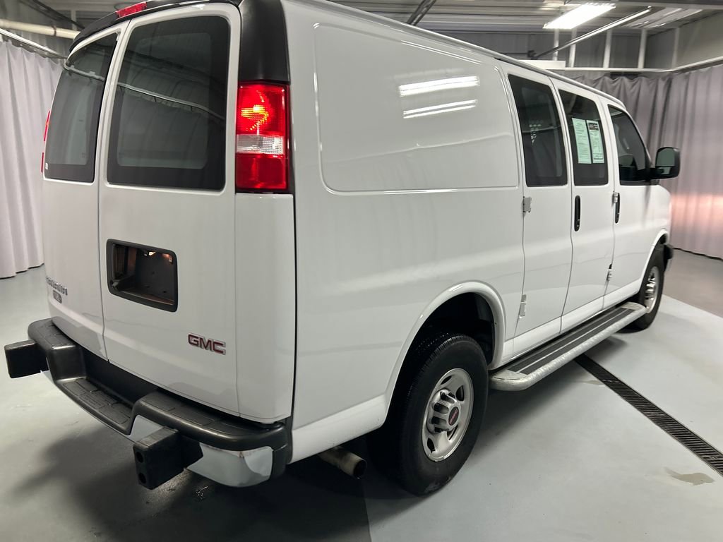Used 2024 GMC Savana 2500 w/ Driver Convenience Package image 7