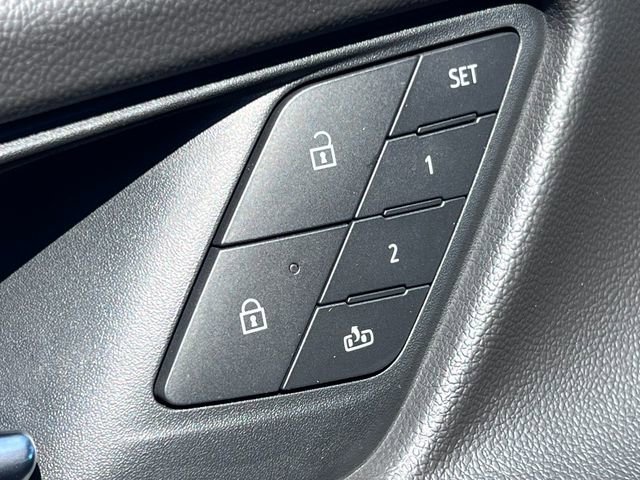 New 2026 Chevrolet Equinox RS w/ Convenience Package III AWD/4WD image 16