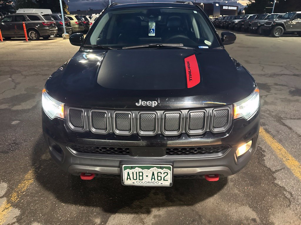 Used 2022 Jeep Compass Trailhawk w/ Sun and Sound Group AWD/4WD image 2
