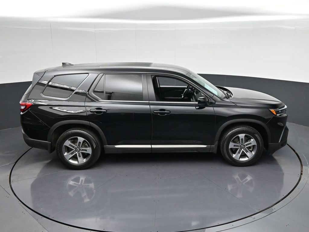 Used 2025 Honda Pilot EX-L image 26