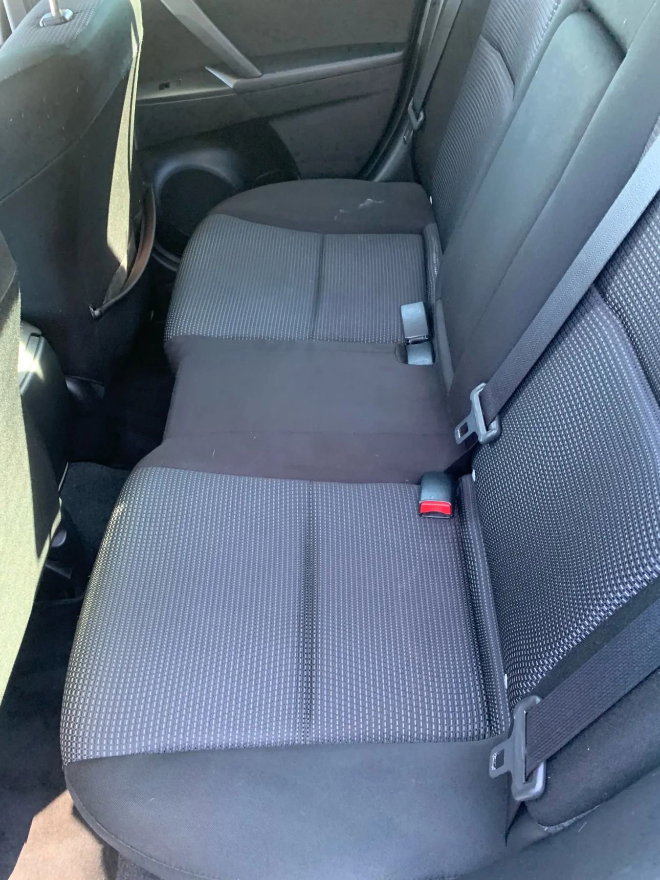 Used 2012 MAZDA MAZDA3 i Touring image 16