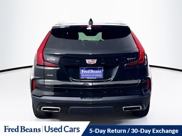 Used 2025 Cadillac XT4 Premium Luxury image 6