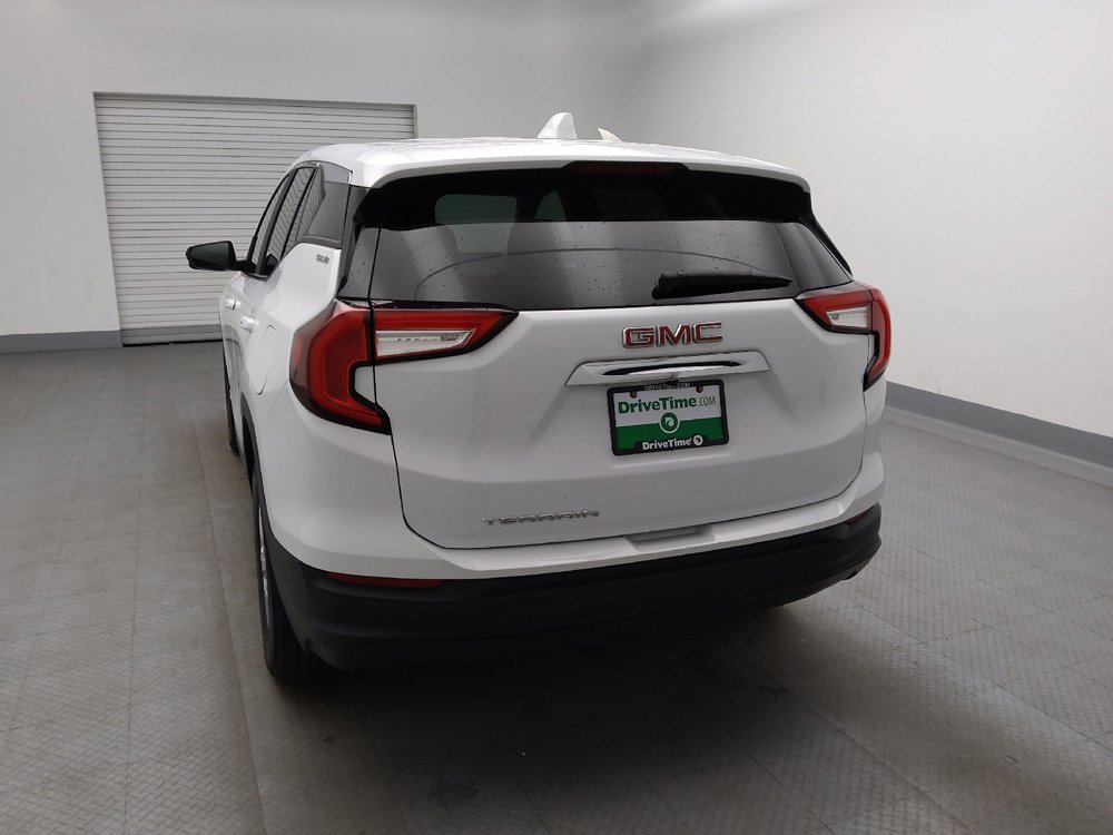 Used 2024 GMC Terrain SLE FWD image 6