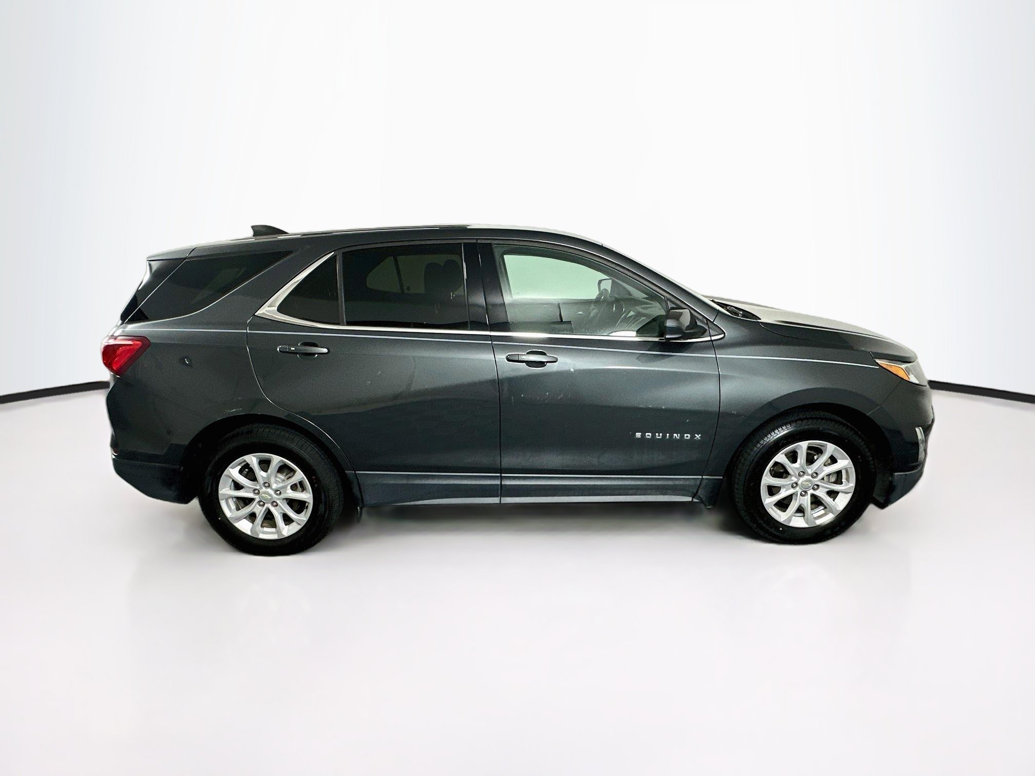 Used 2019 Chevrolet Equinox LT FWD image 10