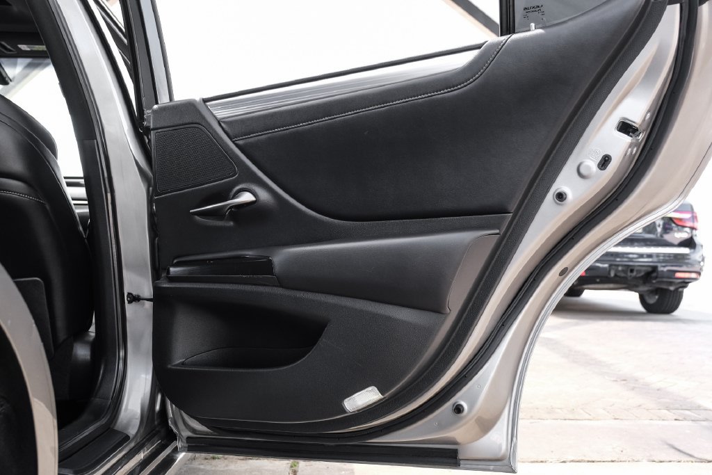 Used 2021 Lexus ES 350 F Sport w/ Accessory Package 2 FWD image 54