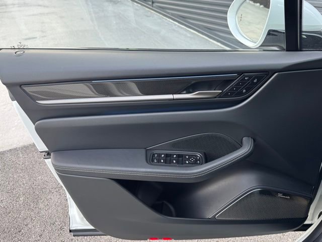New 2025 Porsche Macan Turbo Electric image 13