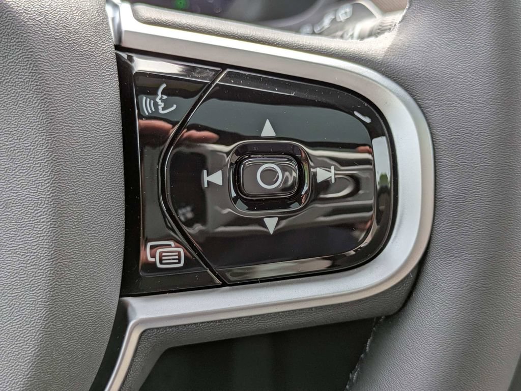 New 2026 Volvo XC90 B6 Ultra w/ Protection Package AWD/4WD image 30