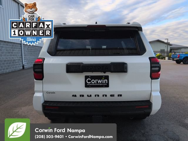 Used 2025 Toyota 4Runner SR5 AWD/4WD image 4