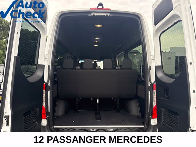 Used 2025 Mercedes-Benz Sprinter 2500 image 31