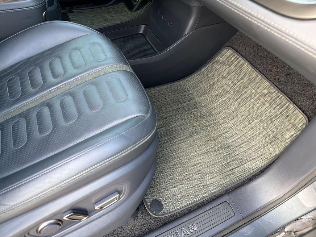 Used 2022 Rivian R1T Adventure AWD/4WD image 40