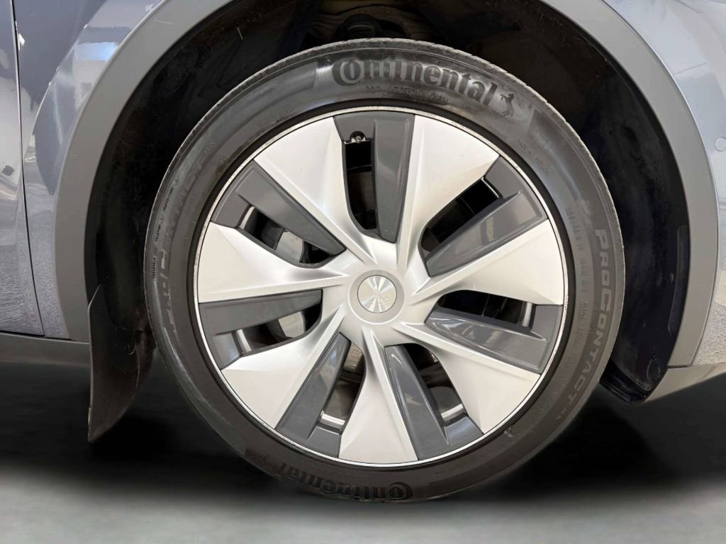 Used 2022 Tesla Model Y Long Range AWD/4WD image 51