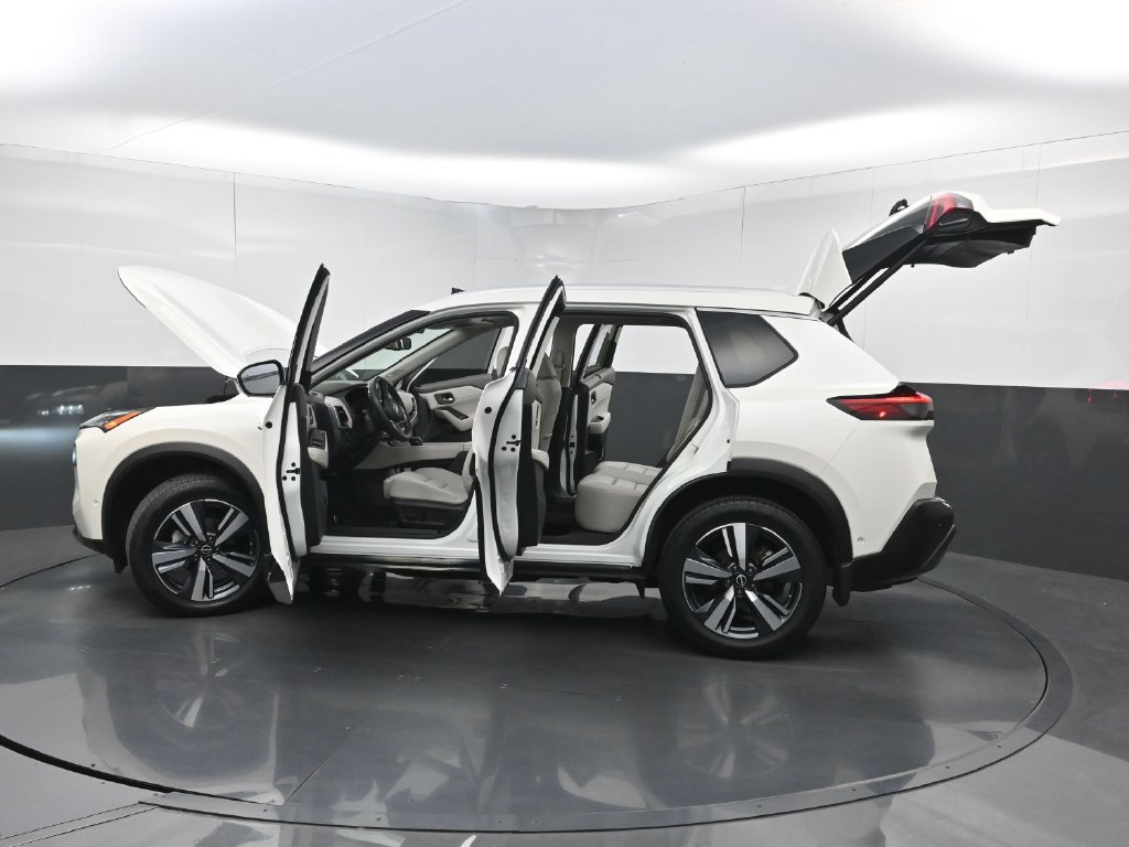 Used 2023 Nissan Rogue SL w/ SL Premium Package FWD image 38