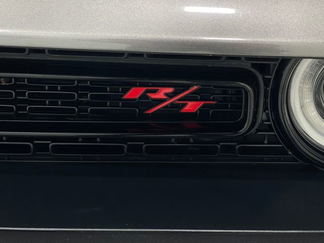 Used 2019 Dodge Challenger R/T Scat Pack w/ Shaker Package image 38