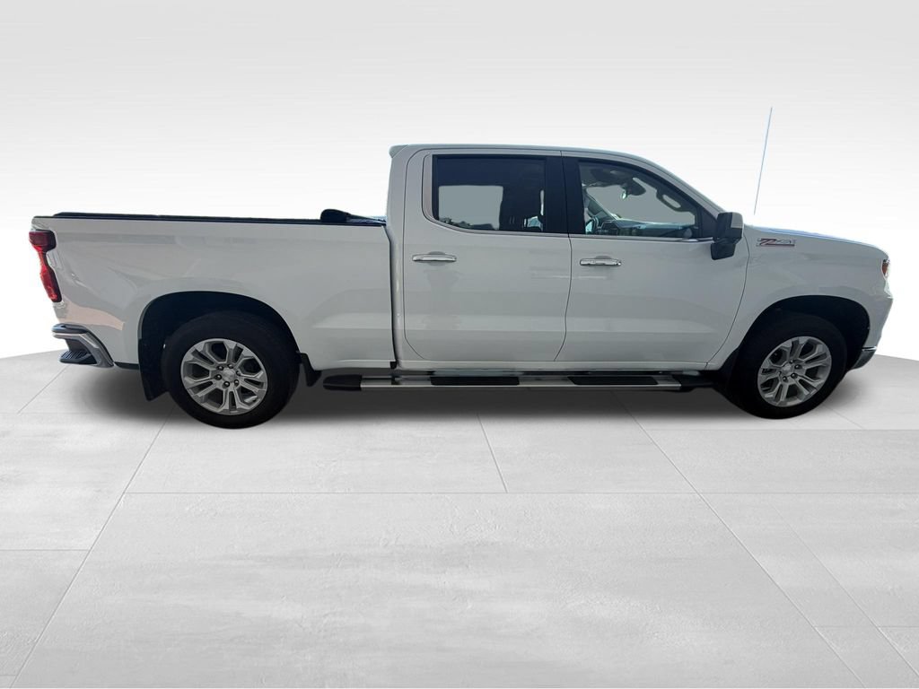 Used 2023 Chevrolet Silverado 1500 LTZ w/ LTZ Convenience Package II AWD/4WD image 5