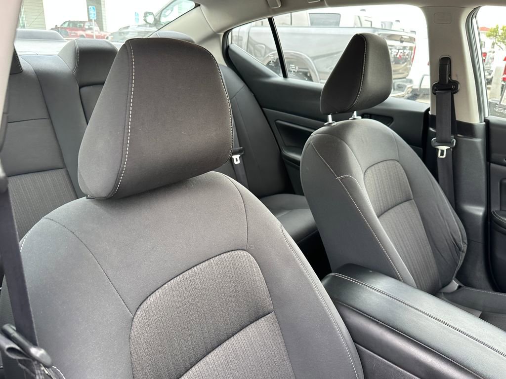 Used 2024 Nissan Altima 2.5 SV image 17