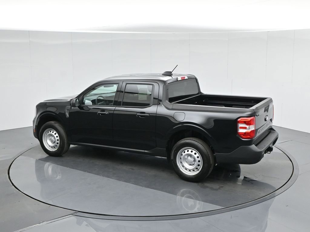 New 2025 Ford Maverick XL w/ Equipment Group 102A image 39
