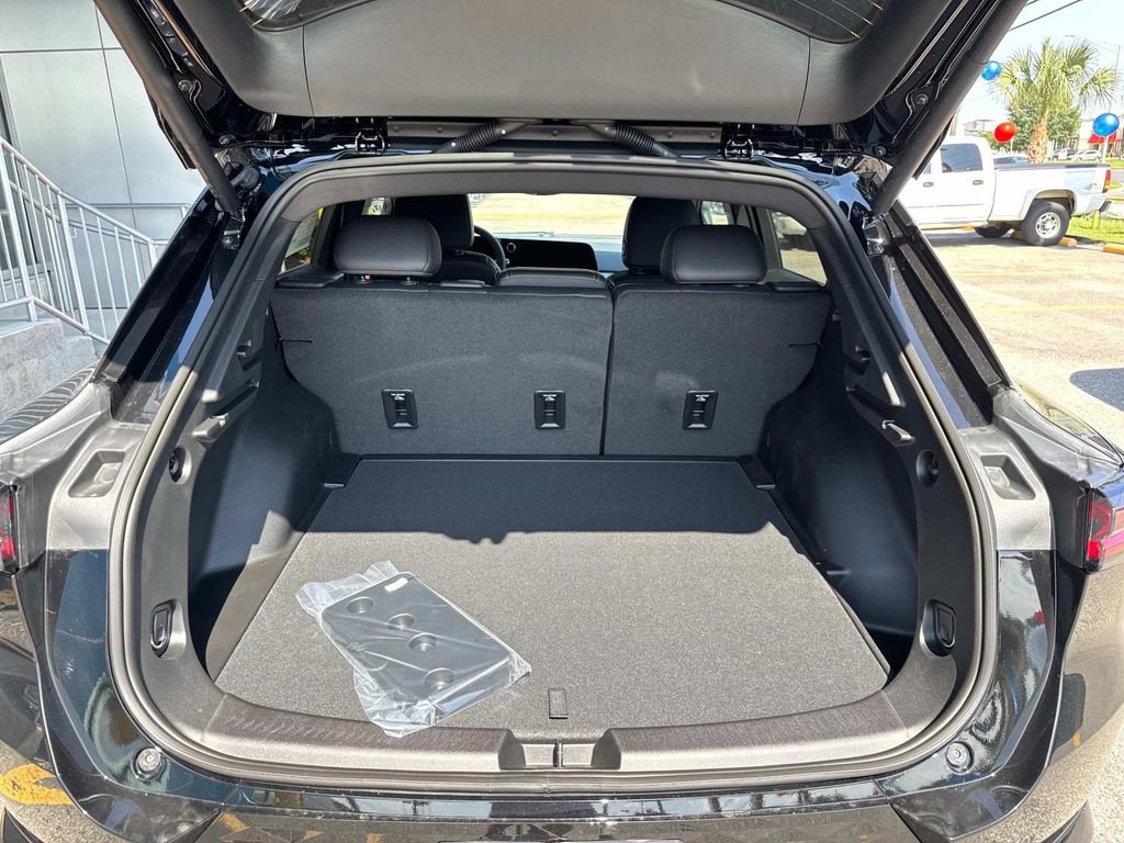 Used 2025 Chevrolet Equinox EV RS image 7