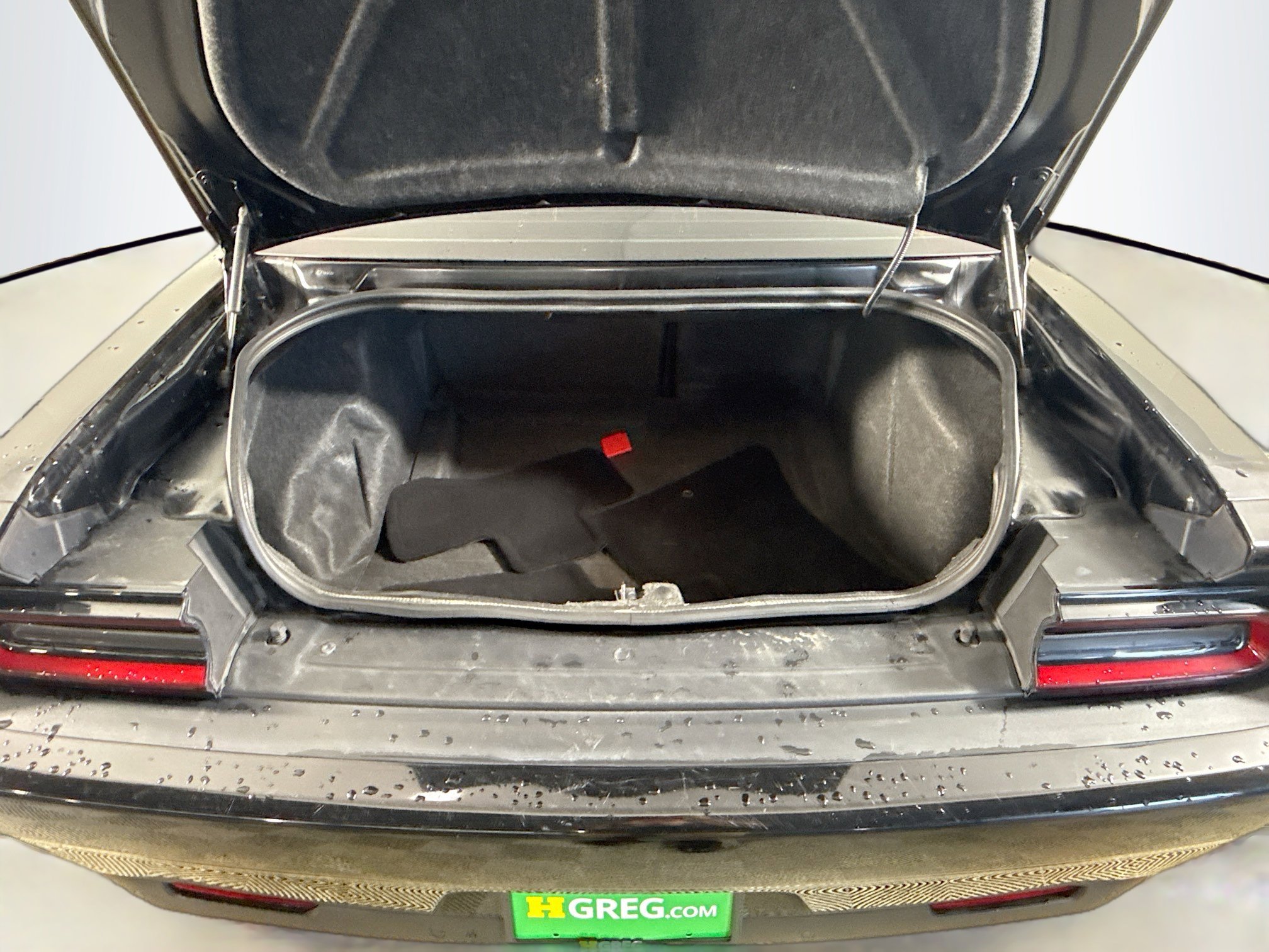 Used 2022 Dodge Challenger GT image 33