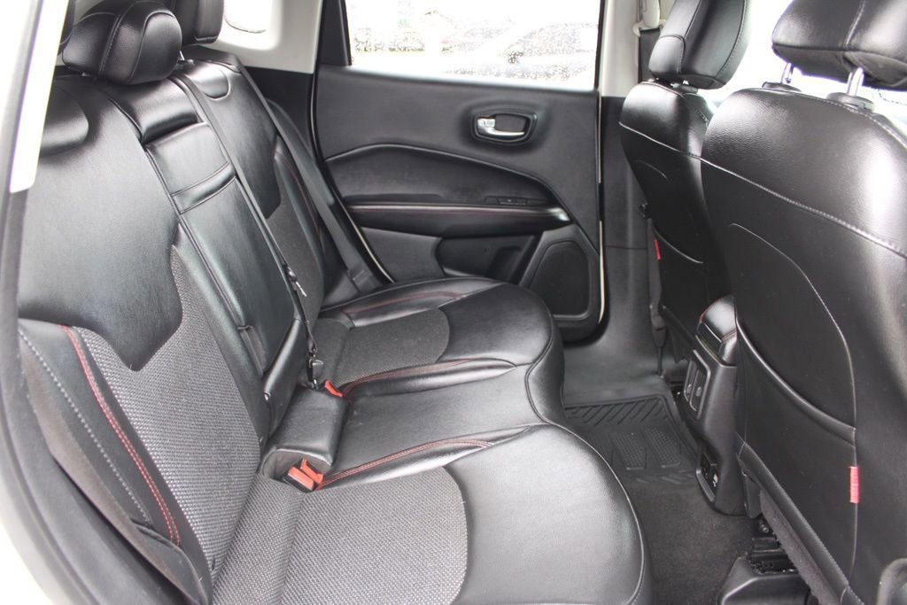 Used 2019 Jeep Compass Trailhawk image 23