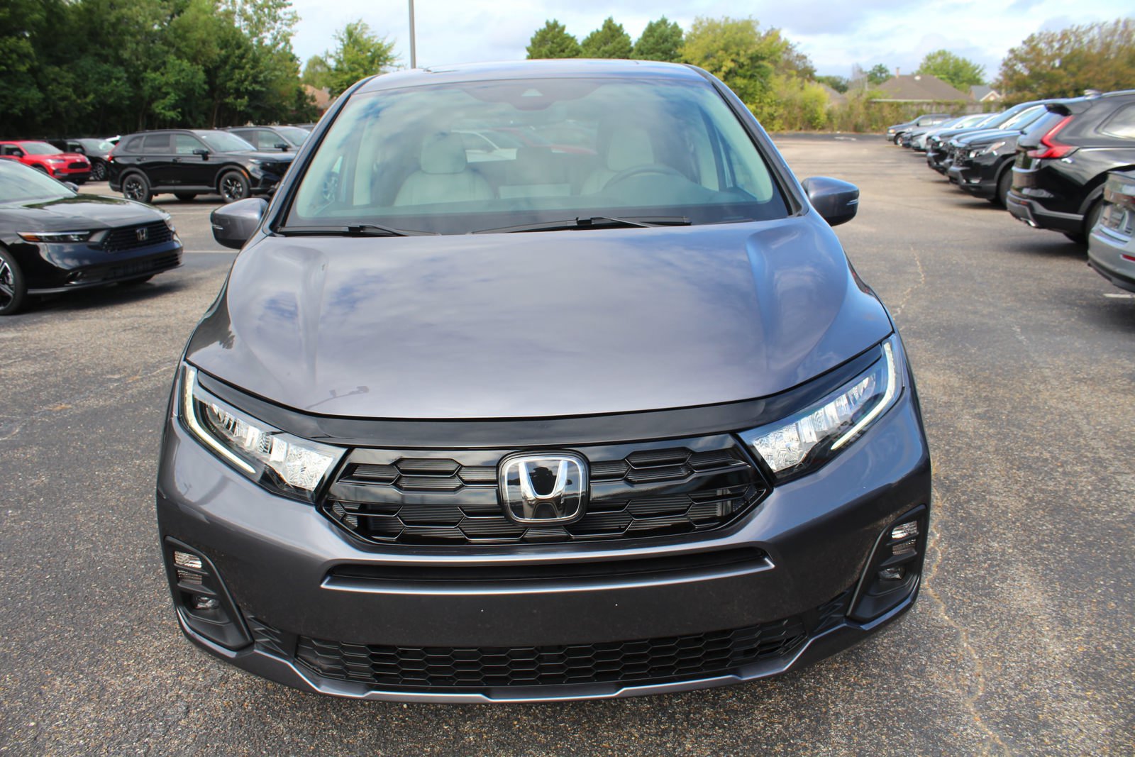 New 2027 Honda Odyssey Touring image 2
