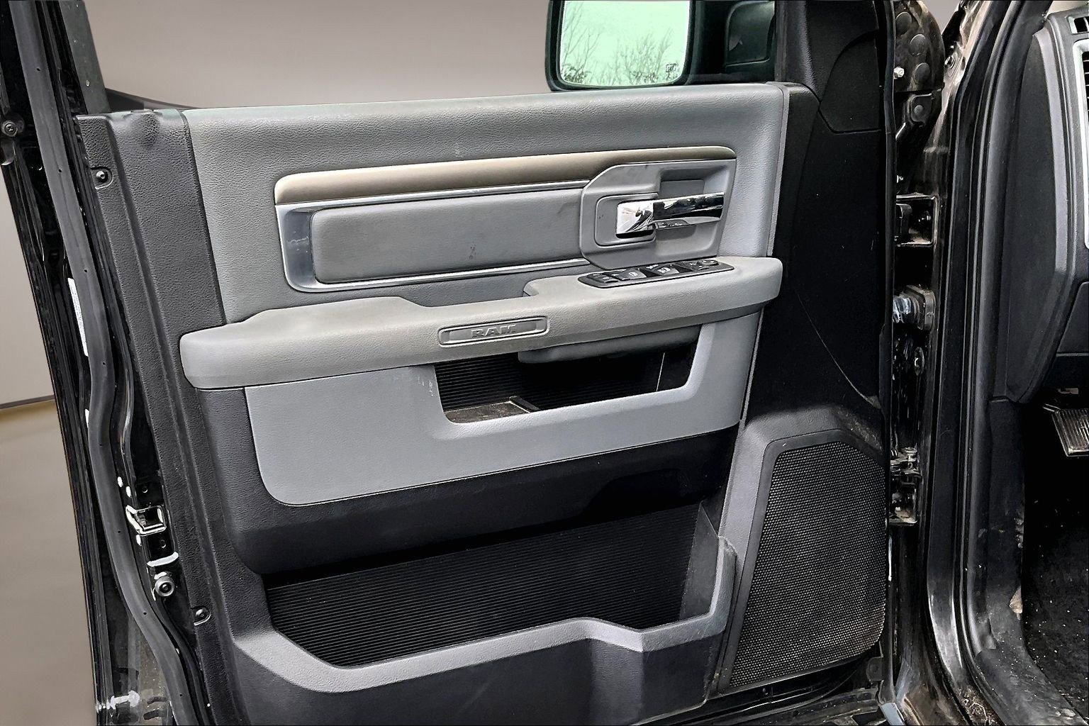 Used 2016 RAM 1500 Big Horn image 12