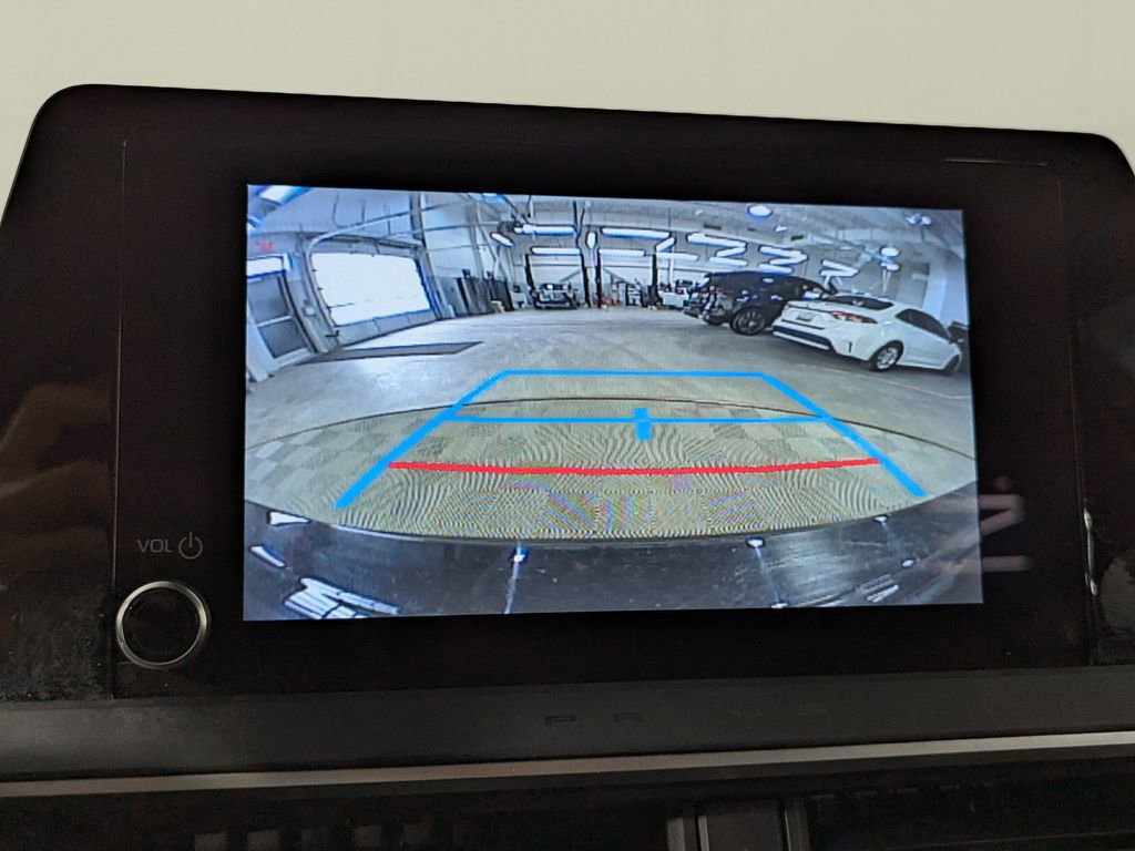 Used 2024 Toyota Prius LE image 20